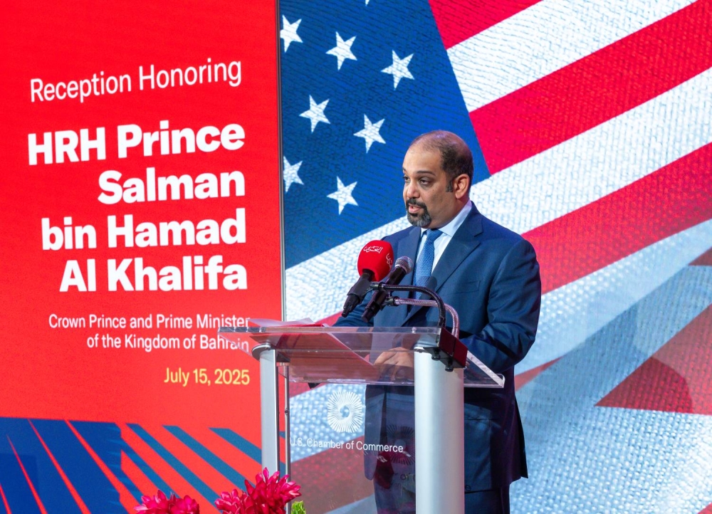 ولي العهد رئيس الوزراء يحضر حفل استقبال غرفة التجارة الأمريكية لكبرى الشركات البحرينية والأمريكية التي سيُعْلَن عن التعاون فيما بينها