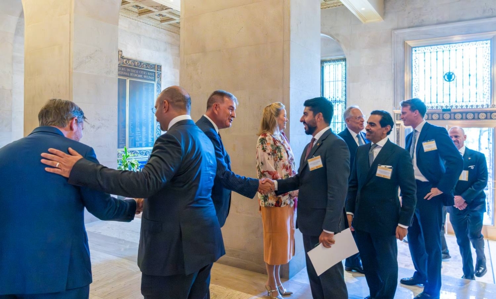 ولي العهد رئيس الوزراء يحضر حفل استقبال غرفة التجارة الأمريكية لكبرى الشركات البحرينية والأمريكية التي سيُعْلَن عن التعاون فيما بينها