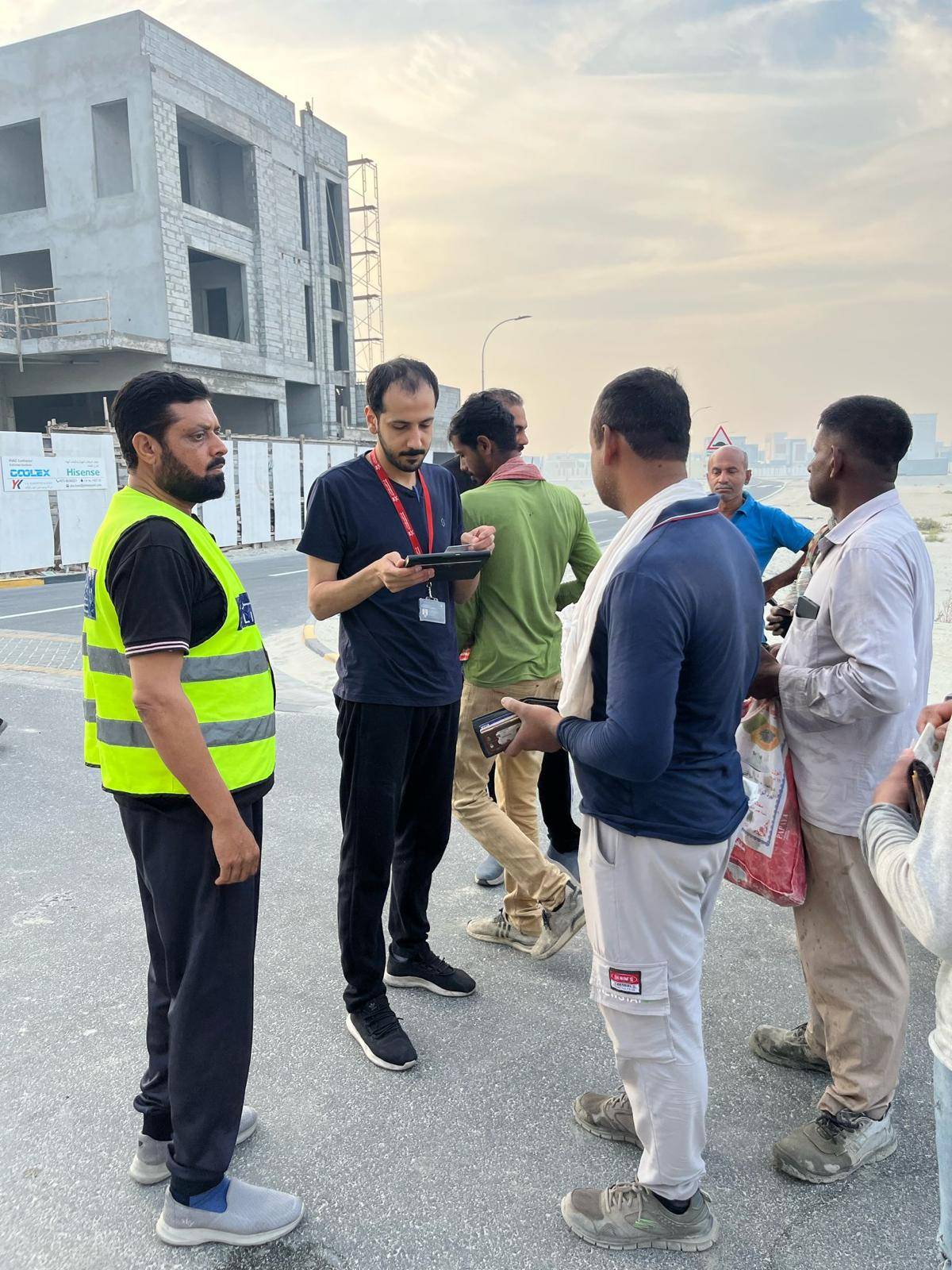 (الجنسية والجوازات والإقامة) : إبعاد 6,988 مخالفًا خلال النصف الاول من 2025