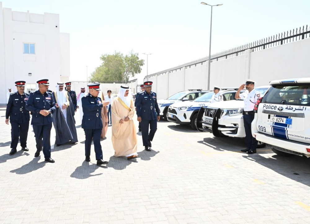 وزير الداخلية يفتتح مركز شرطة الزلاق الجديد ويشيد بدور مديريات الشرطة بالمحافظات في تقديم خدمات أمنية متقدمة