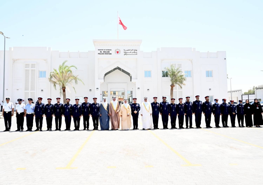 وزير الداخلية يفتتح مركز شرطة الزلاق الجديد ويشيد بدور مديريات الشرطة بالمحافظات في تقديم خدمات أمنية متقدمة