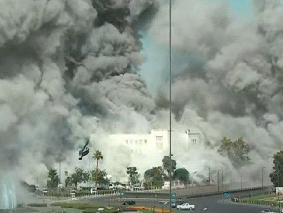 انفجارات ضخمة بدمشق إثر قصف إسرائيلي استهدف مبنى الأركان السوري