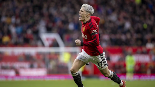 تشيلسي ينافس أستون فيلا وتوتنهام على ضم جارناتشو من مانشستر يونايتد