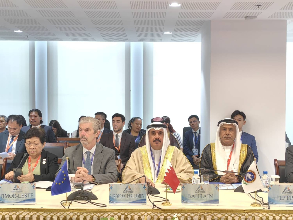 وفد الشعبة يختتم مشاركته في الاجتماع الــ 16 للجمعية البرلمانية لـ "الآسيان" بكمبوديا