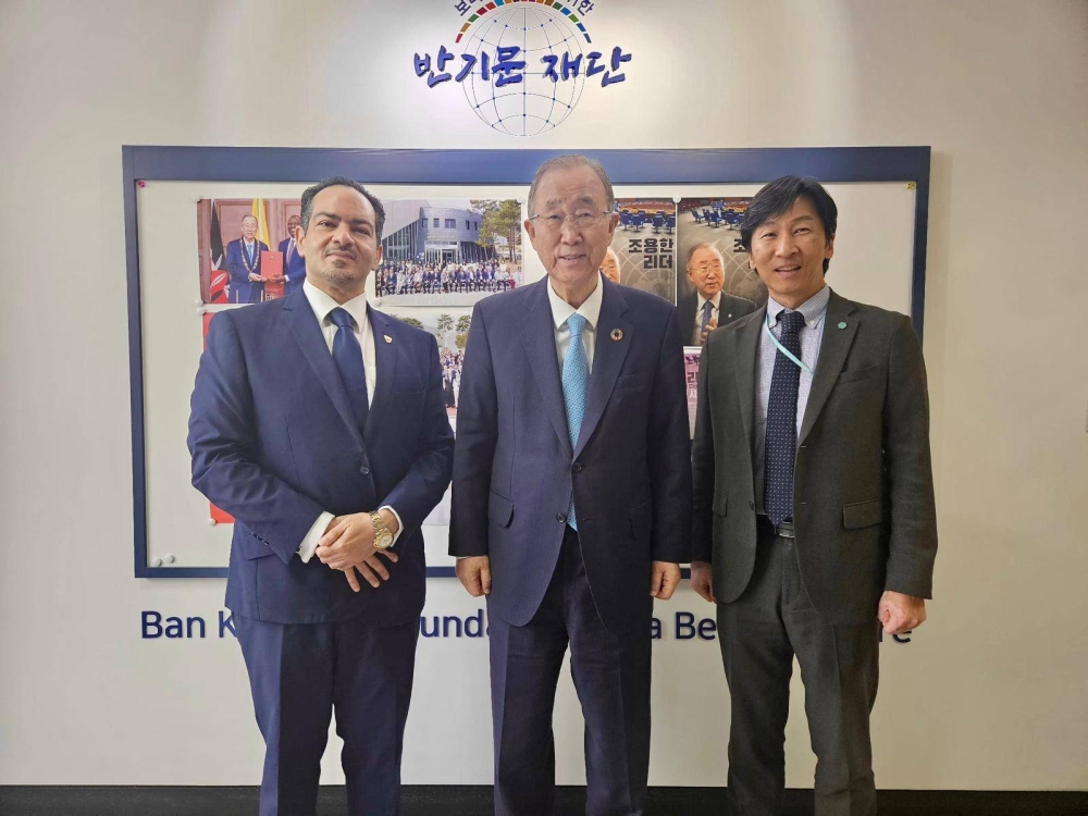 رئيس مجلس معهد النمو الأخضر العالمي (GGGI) يستقبل سفير البحرين لدى كوريا