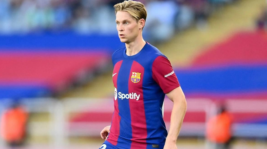 تعقيدات تُهدد تجديد عقد دي يونج مع برشلونة رغم رغبة الطرفين