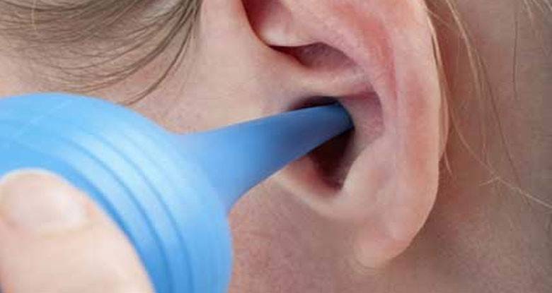 قد يكون مشكلة صحية تحتاج إلى تدخل طبي.. ما هو علاج انسداد الأذن؟