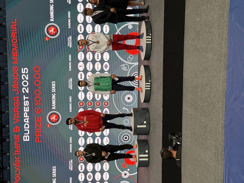 ذهبيتان لـ"أحمر المصارعة" في مسابقة الستايل الحر في منافسات بطولة سلسلة التصنيف بـ"هنغاريا"