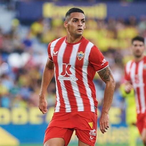 شباب الأهلي الإماراتي يتفق على ضم البرازيلي كايكي لدعم الدفاع