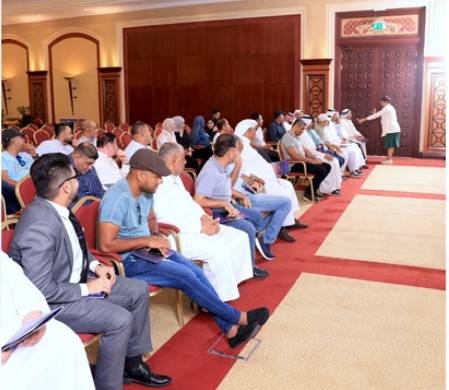 وزارة المواصلات والاتصالات تنظم ورشة توعوية لسائقي الأجرة بهدف تعزيز التجربة السياحية في مملكة البحرين