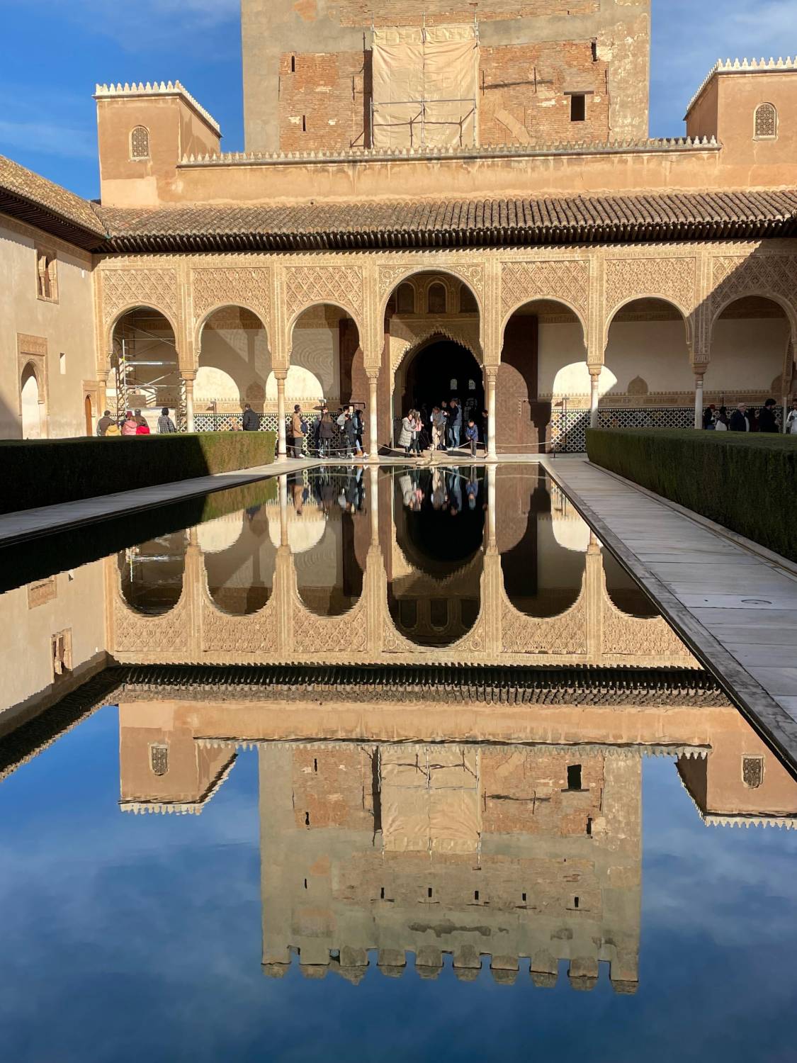 &laquo;الأندلس&raquo; تناديك.. عندما يأخذنا الحلم بين قصور الحمراء وأشجار قرطبة وعشق الفلامنكو