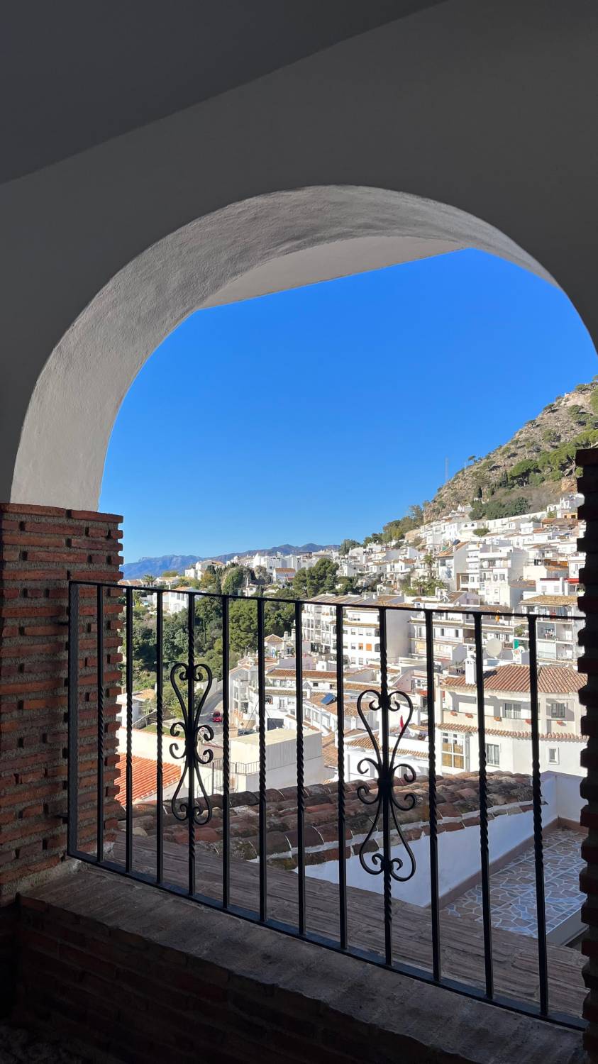 &laquo;الأندلس&raquo; تناديك.. عندما يأخذنا الحلم بين قصور الحمراء وأشجار قرطبة وعشق الفلامنكو