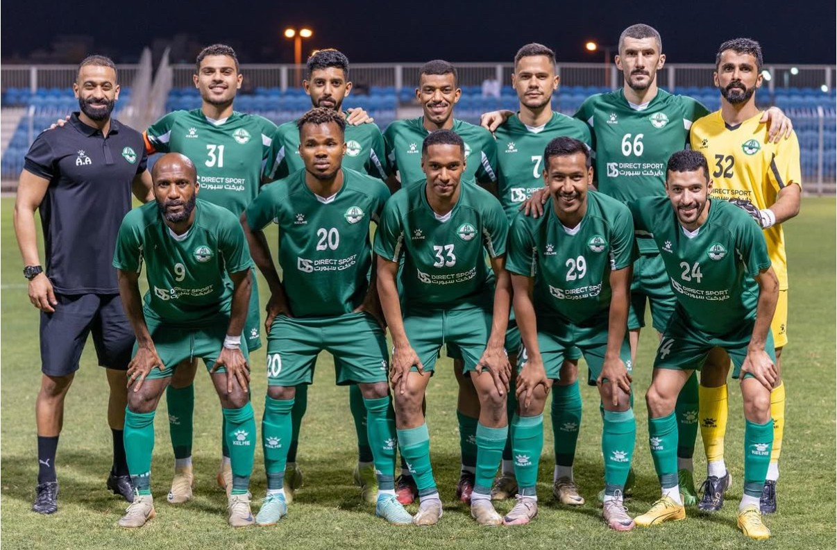 الدوسري لـ&laquo;الوطن الرياضي&raquo;: أغلقنا ملف المحترفين ونفكر في معسكر خليجي