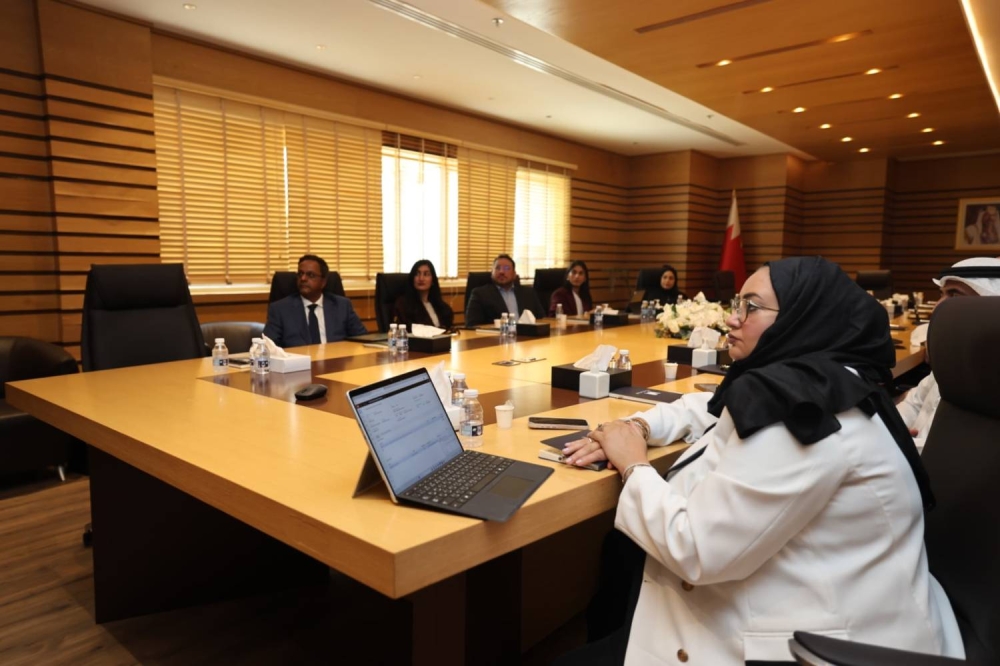 المجلس التنفيذي الاستشاري لمركز "ناصر للبحوث والتطوير في الذكاء الاصطناعي" يعقد اجتماعه الثاني لعام 2025