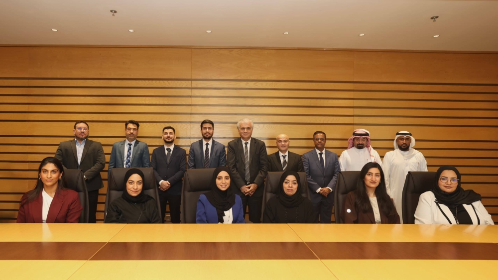 المجلس التنفيذي الاستشاري لمركز "ناصر للبحوث والتطوير في الذكاء الاصطناعي" يعقد اجتماعه الثاني لعام 2025