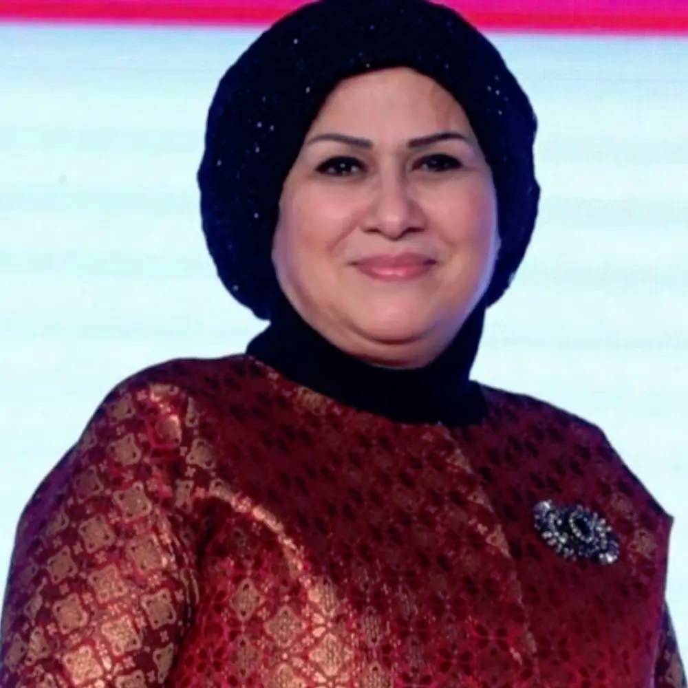 رجال أعمال: آثار اقتصادية واعدة في زيارة الرئيس اللبناني إلى البحرين