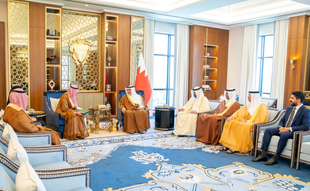 ولي العهد رئيس الوزراء يتسلم دعوة موجهة إلى جلالة الملك المعظم من الأمير محمد بن سلمان