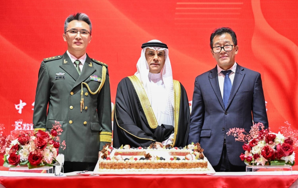 خلال احتفاء السفارة بالذكرى الـ98 لتأسيس جيش التحرير الشعبي الملحق الدفاعي الصيني: نمو متواصل للعلاقات الثنائية مع البحرين