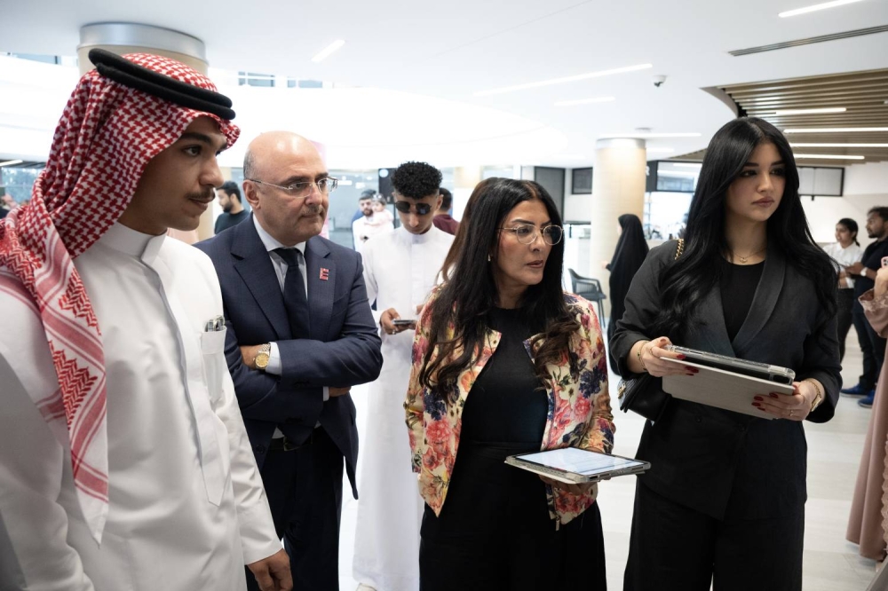 لتشجيع الطلبة على تطوير مشاريعهم الخاصة &laquo;البحرين للتكنولوجيا&raquo; تحتفي بالابتكار في النسخة السابعة من برنامج تطوير ريادة الأعمال