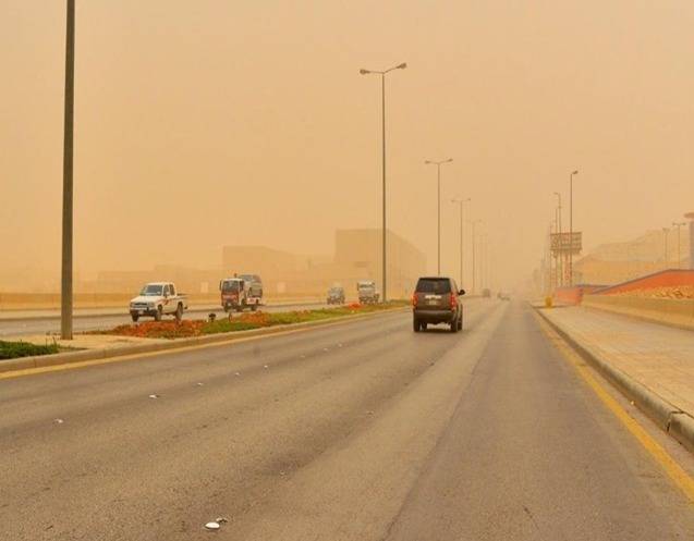 حالة الطقس اليوم في السعودية.. رياح نشطة وسحب رعدية ممطرة