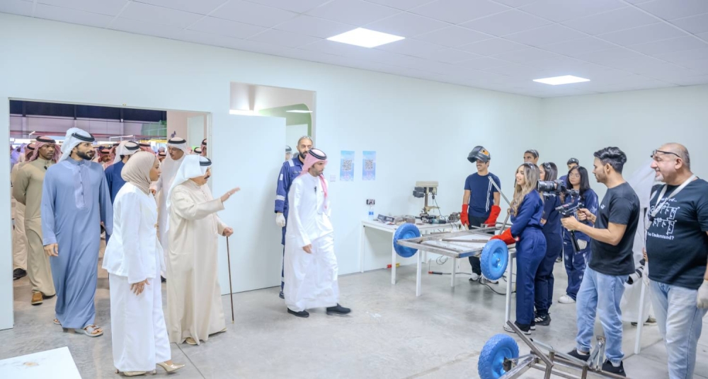 الملك يتفضل بزيارة إلى مدينة شباب 2030 ويشيد بنجاحاتها