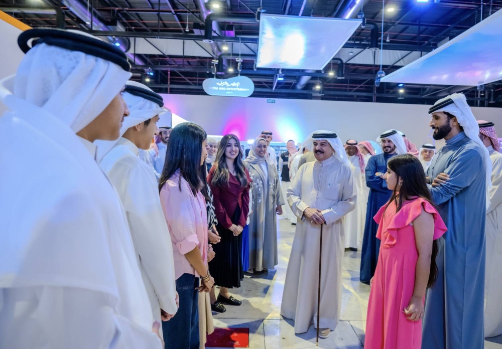 الملك يتفضل بزيارة إلى مدينة شباب 2030 ويشيد بنجاحاتها