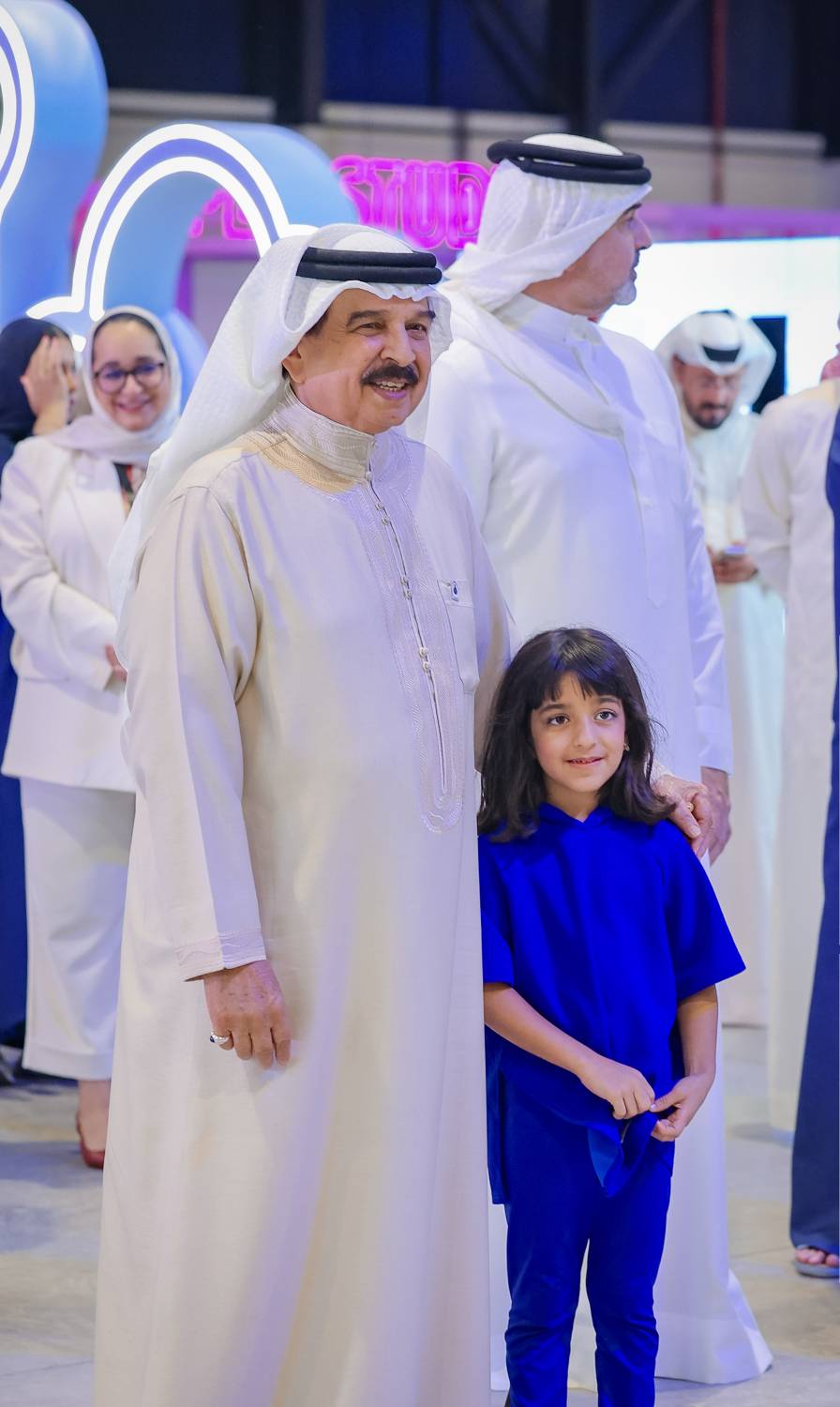 الملك يتفضل بزيارة إلى مدينة شباب 2030 ويشيد بنجاحاتها