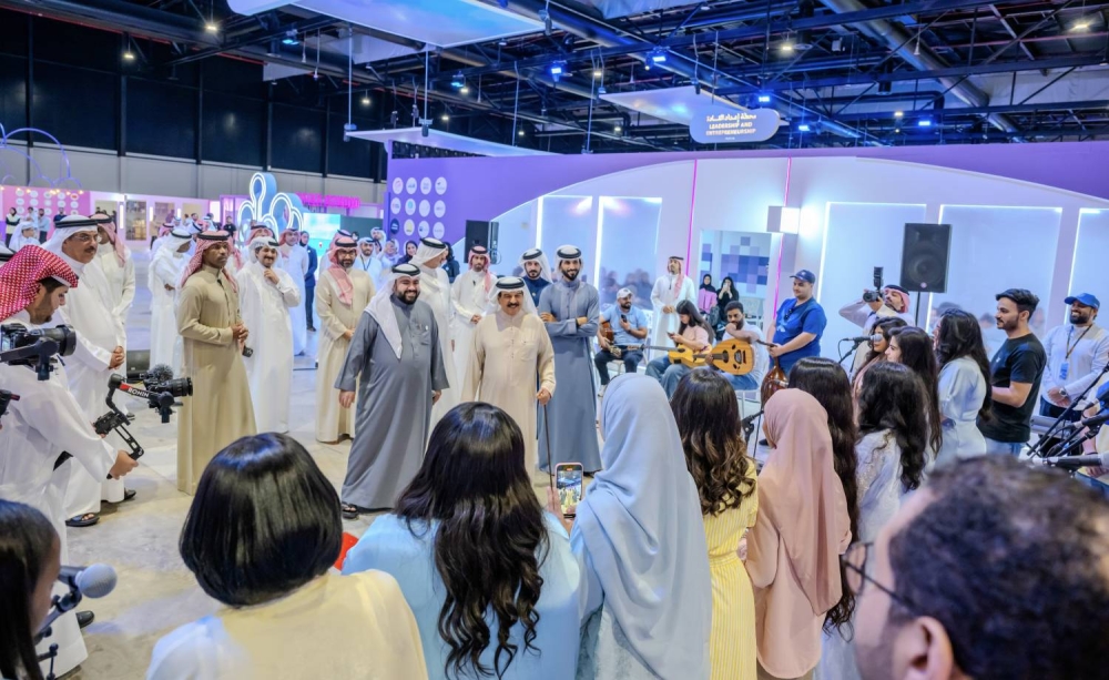 الملك يتفضل بزيارة إلى مدينة شباب 2030 ويشيد بنجاحاتها