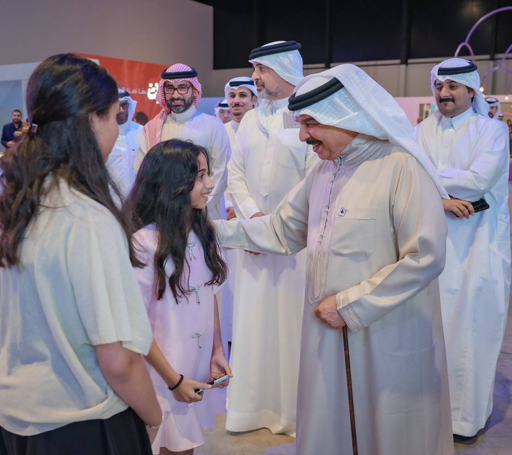 الملك يتفضل بزيارة إلى مدينة شباب 2030 ويشيد بنجاحاتها