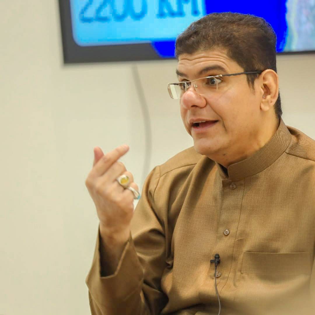 الحجري: رصد قمر شهر صفر بسهولة رغم الهباء الجوي