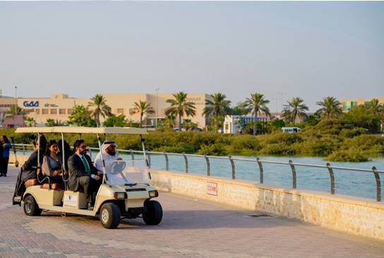 &laquo;الأعلى للبيئة&raquo; و&laquo;وزارة البلديات&raquo; ينظمان زيارة لدوحة عراد للاطلاع على جهود حماية القرم