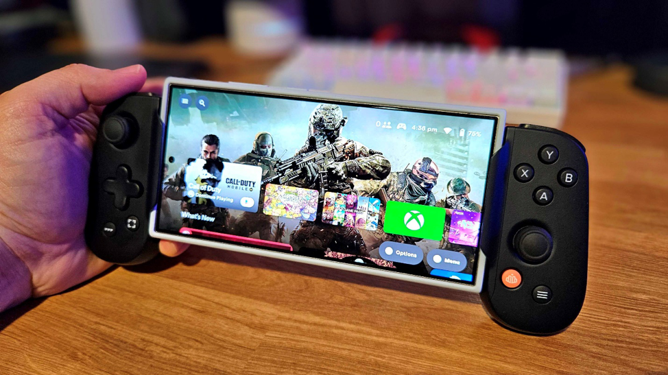 لتعزيز تجربة اللعب.. أفضل وحدات تحكم للألعاب على الهاتف الذكي