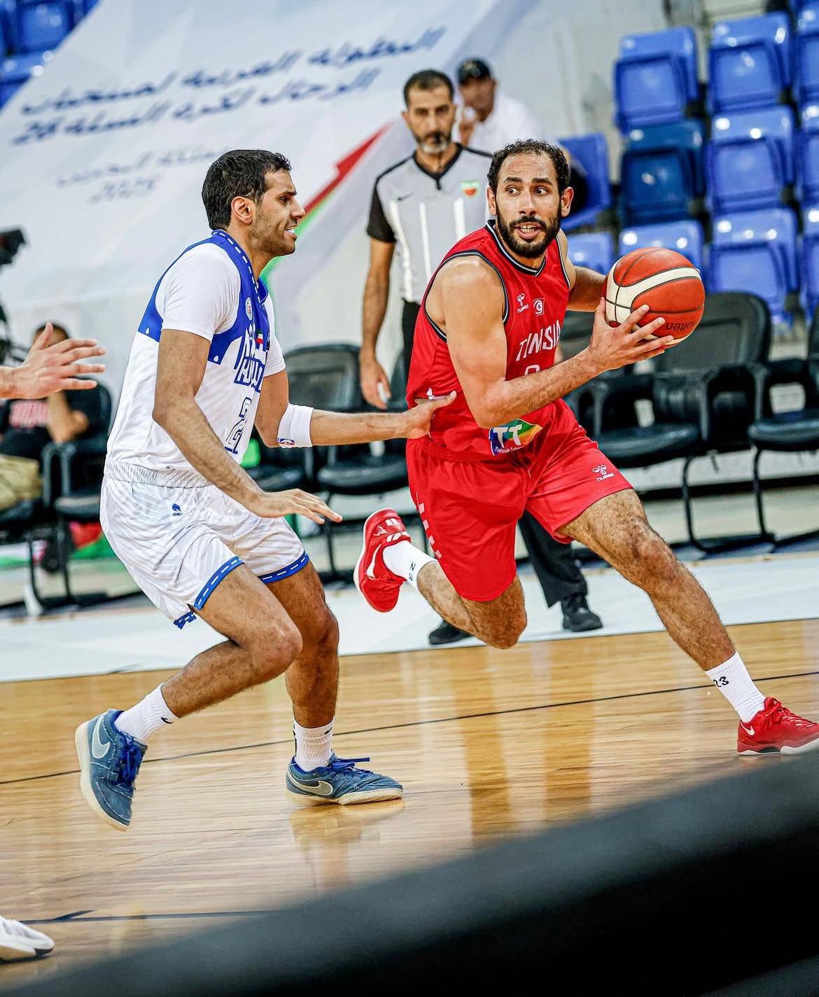 ثلاثية إماراتية في الثانية الأخيرة تحرم منتخبنا من الانتصار في العربية