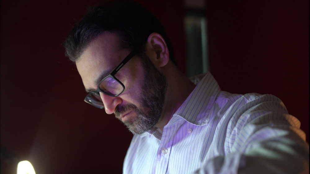 محمود قناطي يحصل على اعتمادين عالميين في علم صناعة الساعات من مؤسستين مرموقتين في سويسرا