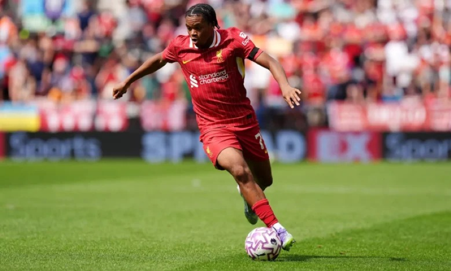 ريو نجوموها.. موهبة نيجيرية إنجليزية تُشعل طموحات ليفربول
