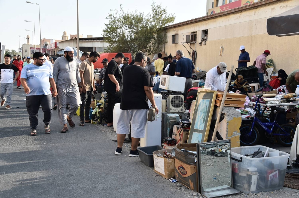 باعة &laquo;سوق المقاصيص&raquo; يُناشدون: نريد موقعاً ثابتاً لمصدر رزقنا الوحيد