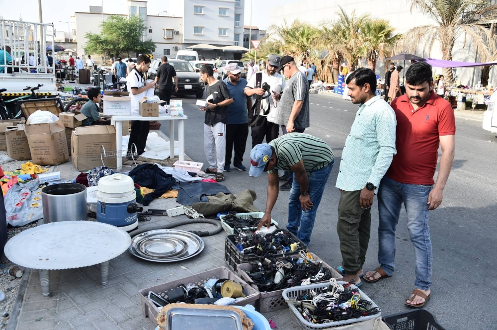 باعة &laquo;سوق المقاصيص&raquo; يُناشدون: نريد موقعاً ثابتاً لمصدر رزقنا الوحيد