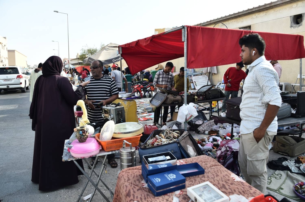 باعة &laquo;سوق المقاصيص&raquo; يُناشدون: نريد موقعاً ثابتاً لمصدر رزقنا الوحيد