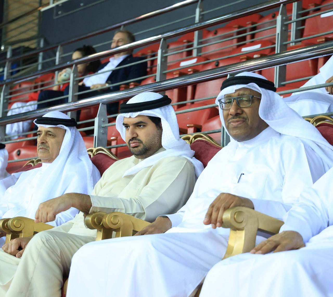 عيسى بن علي يشهد منافسات اليوم الرابع من البطولة العربية لكرة السلة