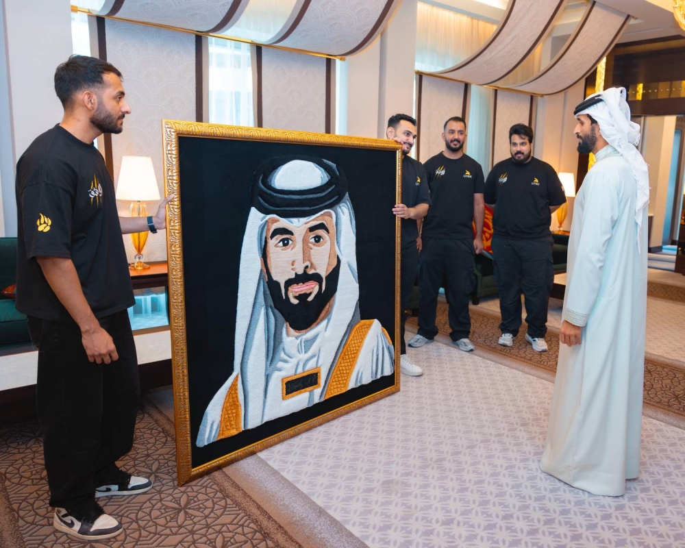ناصر بن حمد يثمّن إبداعات الشباب البحريني التي تعكس مهاراتهم الفريدة