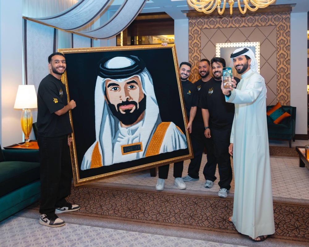 ناصر بن حمد يثمّن إبداعات الشباب البحريني التي تعكس مهاراتهم الفريدة