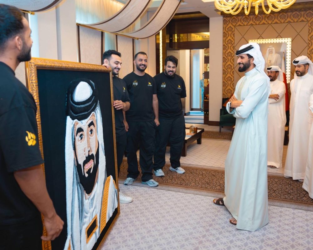ناصر بن حمد يثمّن إبداعات الشباب البحريني التي تعكس مهاراتهم الفريدة