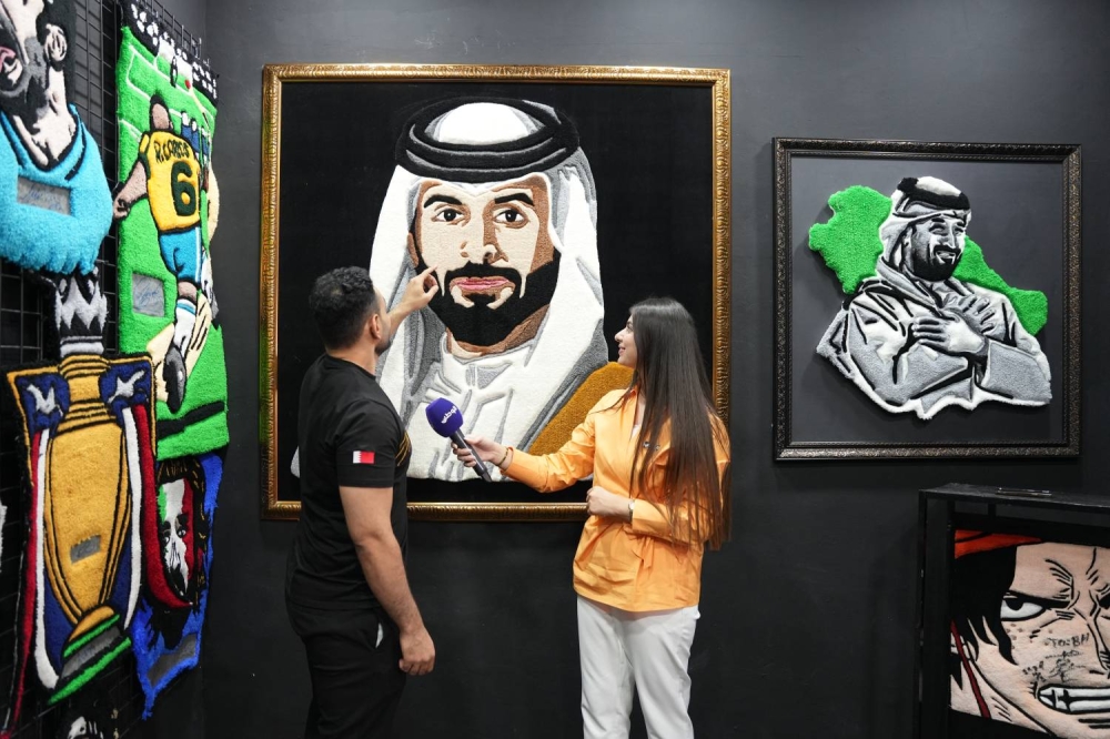 تفاعلاً مع تقرير "الوطن" .. استقبلهم ناصر بن حمد &laquo;لنكس&raquo; فريق بحريني يُبدع في صناعة سجاد لا مثيل له