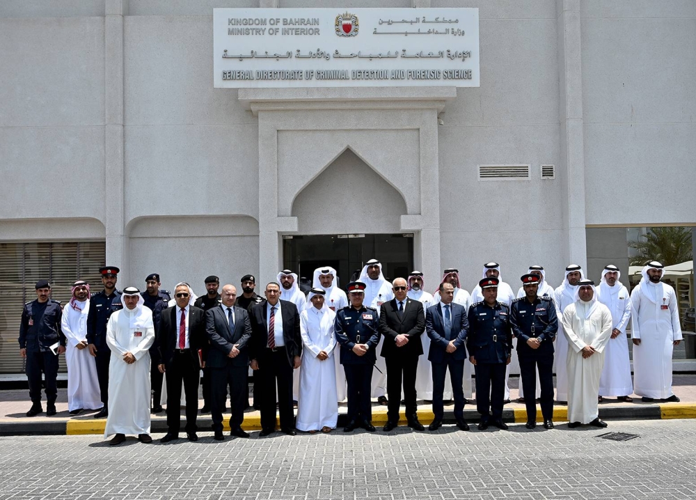 وزير الداخلية الفلسطيني يزور الأكاديمية الملكية للشرطة والمباحث والأدلة الجنائية، ومكافحة الفساد