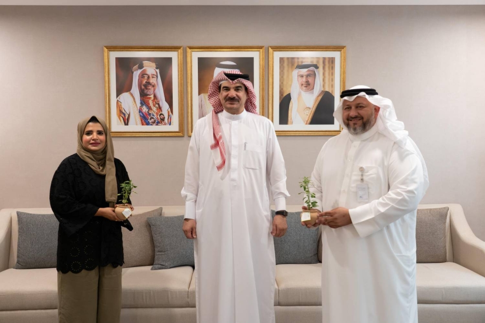 الأمين العام لمجلس النواب يكرم الكفاءات الوطنية العاملة على تحقيق شهادة الآيزو