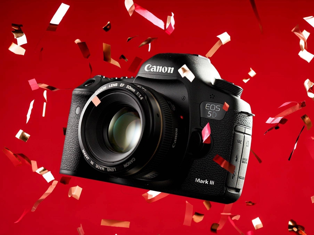 سلسلة EOS 5 تكمل 20 عامًا.. كيف غيّرت كانون قواعد التصوير الاحترافي؟