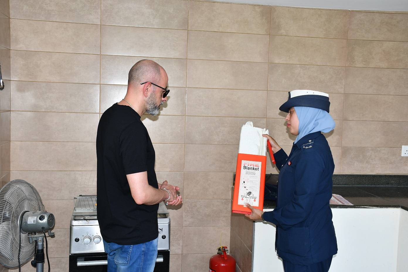 "الدفاع المدني" يطلق الحملة التوعوية "الوقاية والسلامة في برك السباحة"