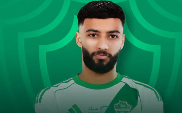 الأهلي السعودي يضم صالح أبو الشامات رسميًا لدعم الوسط في الموسم الجديد