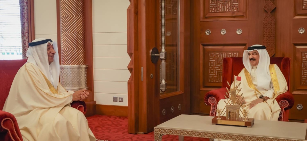 جلالة الملك يستقبل رئيس وأعضاء المكتب التنفيذي بغرفة تجارة وصناعة البحرين