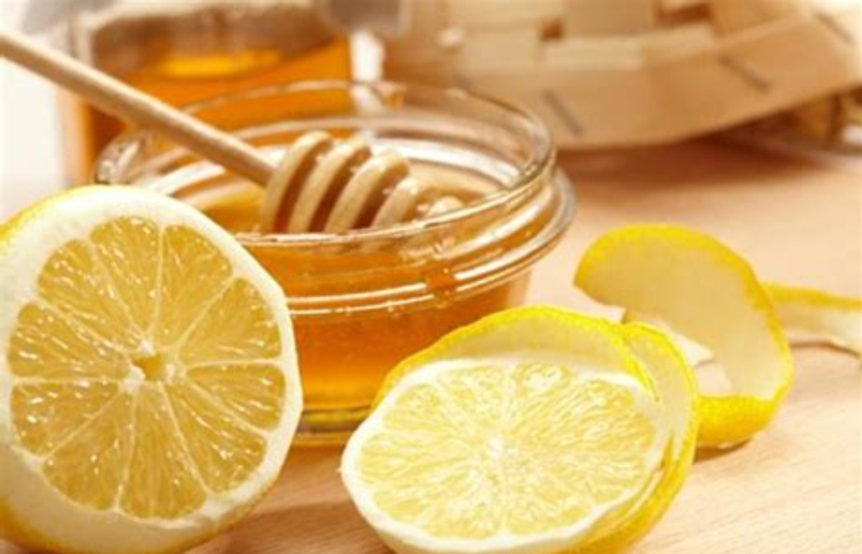 أطعمة تخلصك من الدوخة وثقل الرأس.. أبرزها المكسرات والتوت